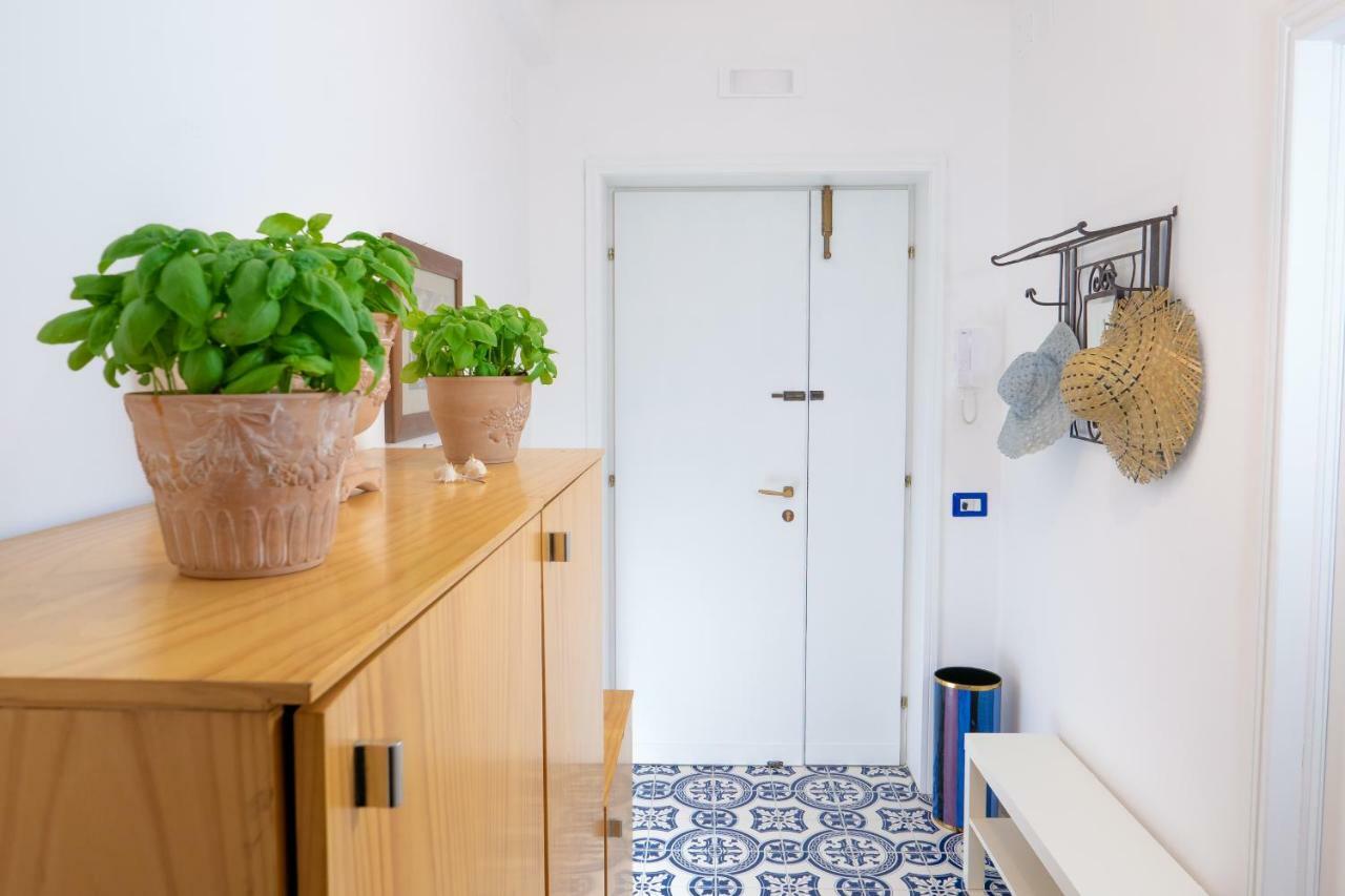 La Casetta Linda - New 2 Bedroom Apt In Sorrento With Seaview Terrace Zewnętrze zdjęcie